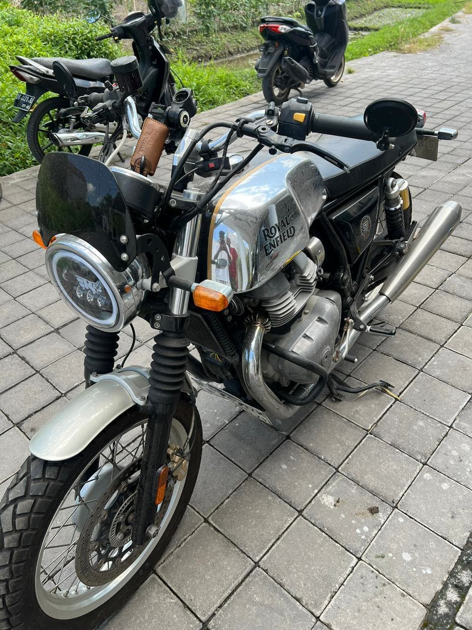Clean Royal Enfield after mobile motorbike detailing in Canggu, Bali
